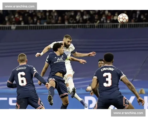 欧冠焦点战巴萨迎战巴黎圣日耳曼豪门对决悬念拉满晋级之路生死夜