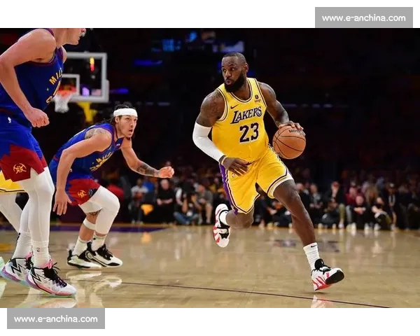 湖人雷霆巅峰对决录像解析詹姆斯关键时刻统治比赛全场攻防细节复盘